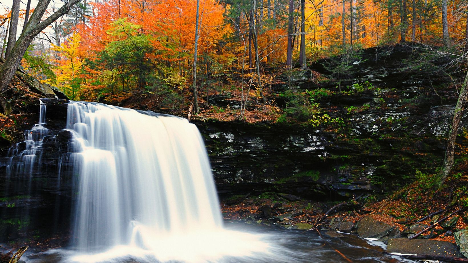 Is Three Sisters Falls Open