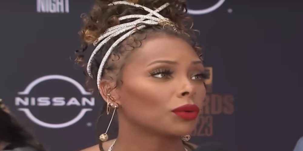does eva marcille have a twin sister
