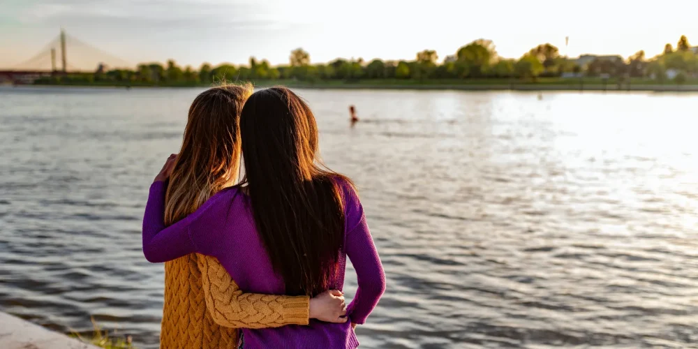 5 Steps to Building Lasting Sisterhood