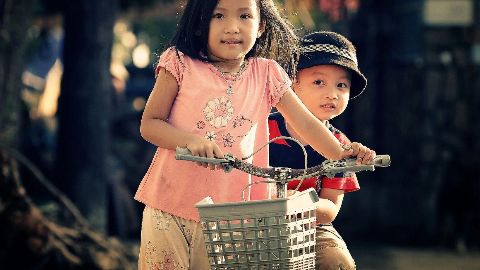 Brother Does Sister? Why Having a Close Sibling Relationship is Important?