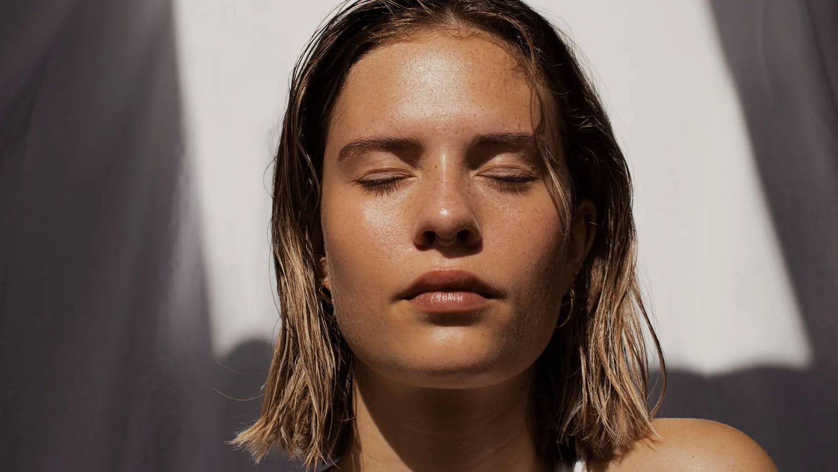Take Proper Care of Your Skin with These Smart Tips and Tricks