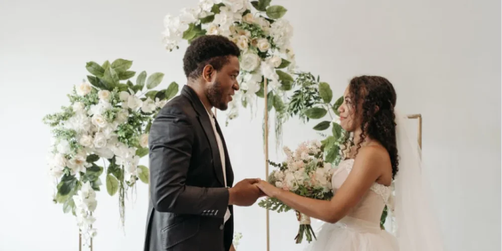 crazy ex-girlfriend josh's sister is getting married!