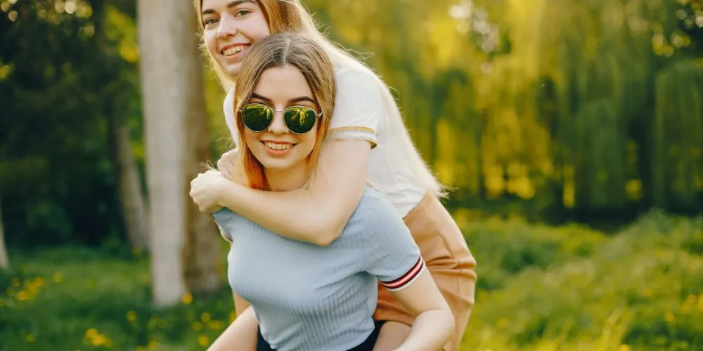 does kelly ripa have a sister